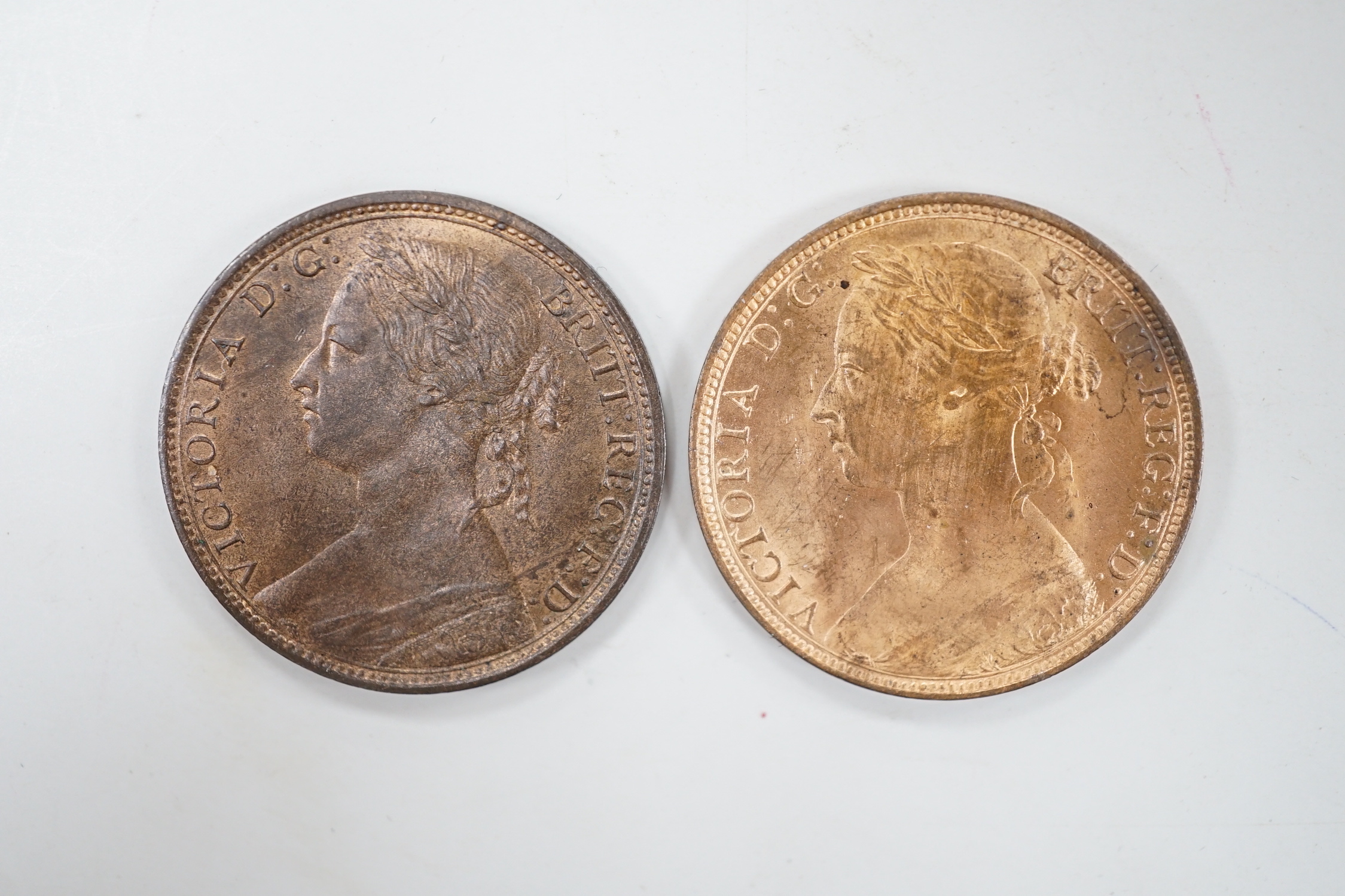 Victoria penny 1880, GEF and 1889, GEF